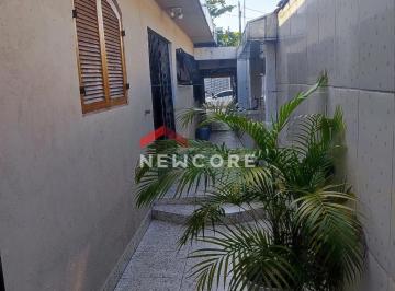 Casa · 128m² · 3 Quartos · 2 Vagas · Casa em  Rua Antero de Moura - Vila Nossa Senhora de Fátima - São Vicente/SP