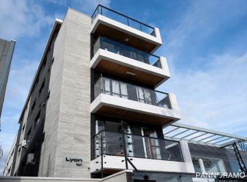 Casa · 29m² · 1 Quarto · STUDIO/KITNET COM SACADA A VENDA NO REBOUÇAS!