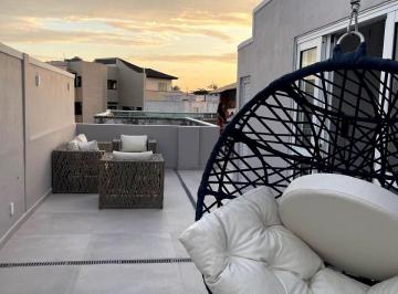 Apartamento · 228m² · 4 Quartos · 3 Vagas · Jardim Oceânico | Cobertura totalmente reformada à venda com 4 quartos