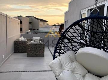 Apartamento · 228m² · 4 Quartos · 3 Vagas · Jardim Oceânico | Cobertura totalmente reformada à venda com 4 quartos