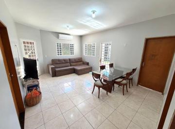 Casa de 4 quartos, Sobradinho · Casa condomínio, Casa 1: 3 Quartos 1 suite, Casa 2: 1 quarto 1 banheiro sala e cozinha