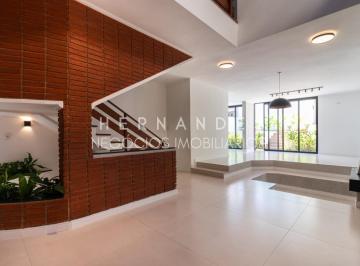 Foto 06 · Casa de luxo no coração de Alphaville, com 5 quartos, 3 suítes e 297m² de área.