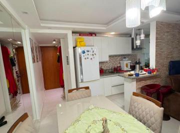 Apartamento de 2 quartos, Águas Claras · 02 Quartos, Suíte, armários, Andar alto, Reformado, Residencial Centrale, Rua 18 Sul, Águas Claras