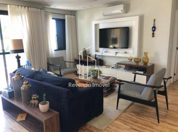 Apartamento · 209m² · 2 Quartos · 3 Vagas · Apartamento de 3 quartos, 1 suíte, 4 banheiros e 3 vagas no Brooklin - São Paulo. Agende sua visita