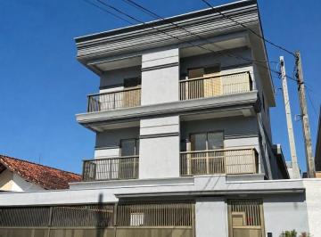 Casa de 2 quartos, Praia Grande · Casa de condomínio com quintal espaçoso no Maracanã