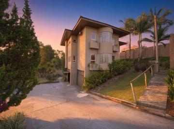 Casa de 4 quartos, Curitiba · Campo Comprido - Casa com 4 suites em um amplo terreno de 820 m2