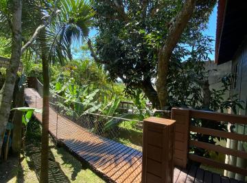 Casa de 5 quartos, Florianópolis · Casa charmosa na Lagoa da Conceição