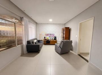Casa de 3 quartos, São José dos Campos · Casa à venda 3 Dormitórios | Vila Industrial | São José dos Campos