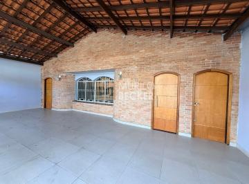 Casa · 216m² · 3 Quartos · 2 Vagas · Casa à venda 3 Dormitórios | Vila Industrial | São José dos Campos