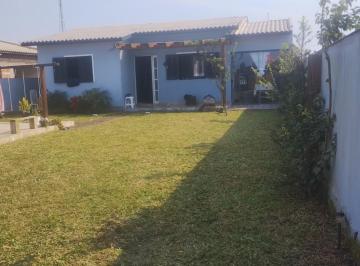 Casa · 100m² · 2 Quartos · 1 Vaga · Casa com 2 Quartos e 1 banheiro à Venda, Balneário Gaivotas em Santa Catarina.