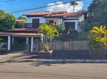 Casa · 797m² · 3 Quartos · 3 Vagas · Casa com quintal à venda no bairro Ideal em Novo Hamburgo
