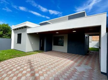 Casa · 295m² · 3 Quartos · 2 Vagas · Imóvel com piscina e lareira em Sapucaia do Sul - Ipiranga, área construída de 145m²