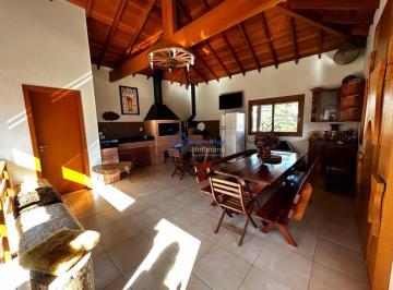 Casa · 160m² · 3 Quartos · 4 Vagas · Casa à venda em Novo Hamburgo, Bairro Operário, com piscina privativa e salão de festas