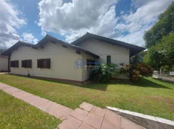 Casa · 221m² · 3 Quartos · 3 Vagas · Casa Plana em Hamburgo Velho, Novo Hamburgo - Churrasqueira, Terraço e Quiosque