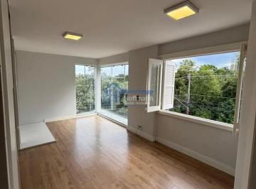 Casa · 149m² · 2 Quartos · 2 Vagas · Sobrado com churrasqueira e lareira à venda em Hamburgo Velho