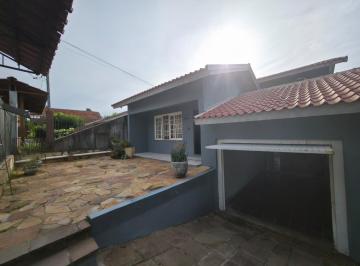 Casa · 319m² · 3 Quartos · 2 Vagas · Casa 270m com móveis planejados e churrasqueira à venda em Novo Hamburgo