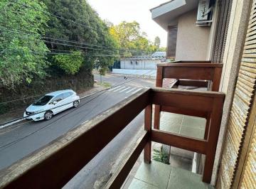 Casa · 134m² · 3 Quartos · 1 Vaga · Sobrado com Hidromassagem e Quiosque à Venda em Novo Hamburgo