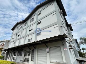 Apartamento · 87m² · 3 Quartos · 1 Vaga · Apartamento Amplo e Semimobiliado em ótima localização!