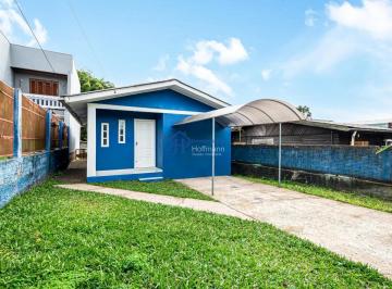 Casa · 70m² · 2 Quartos · 2 Vagas · Casa de 70m² a venda em Novo Hamburgo bairro Petropolis, com quintal e churrasqueira