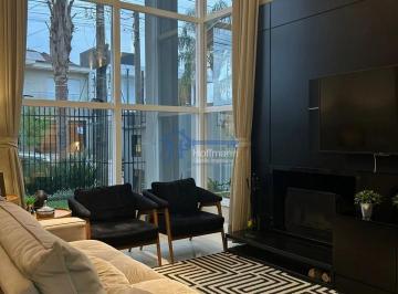 Casa · 364m² · 3 Quartos · 2 Vagas · Casa mobiliada e com piscina à venda no Jardim Mauá em Novo Hamburgo com 267m2