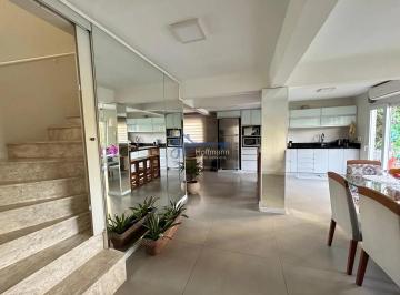Casa · 272m² · 3 Quartos · 3 Vagas · Casa semimobiliada em Novo Hamburgo, Rio Branco - 3 Suítes com closet, espaço Gourmet e Piscina.