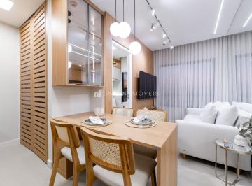 Sala 2 ambientes/Cozinha integrada · Apartamento adaptável de 2 quartos à venda no bairro São Mateus em Juiz de Fora/MG.