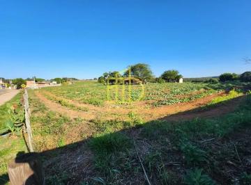Rural de 3 quartos, Araçoiaba da Serra · Fazenda / Sítio para venda em Cercado de 10.00m² com 3 Quartos