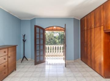 7836abdc-ff9a-4597-9e4d-b1d38d381e12 · Funcional sobrado para venda em Jardim Vivan com 3 quartos, sendo 1 suíte, 225m²
