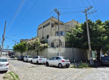 Comercial · 1747m² · 8 Quartos · 8 Vagas · Galpão Industrial com Prédio Administrativo – Porteira Fechada