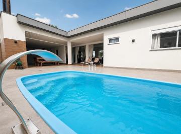 Casa · 253m² · 4 Quartos · 4 Vagas · Casa 4 Quartos com 3 Suítes e 253m² - Pedra Branca