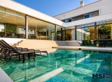 Casa · 574m² · 4 Quartos · 6 Vagas · VENDE CASA NO CONDOMÍNIO VILLAGE WOLF | SANTA FELICIDADE | CURITIBA