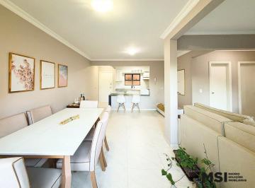 Apartamento · 72m² · 2 Quartos · 1 Vaga · Apartamento à venda no Abranches - 2 quartos, em frente ao Parque Tanguá