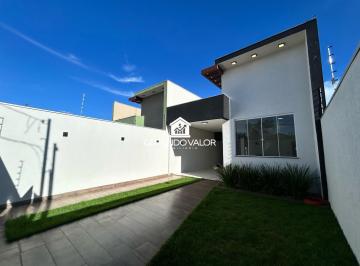 Casa · 125m² · 3 Quartos · 2 Vagas · Casa c/ Piscina, Área Gourmet e 3 suítes.