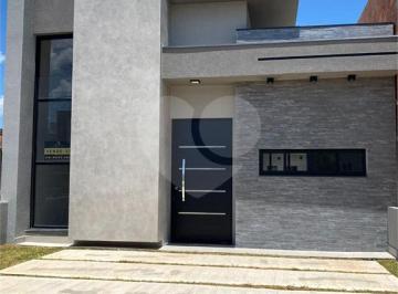 Imagem Principal · Casa á venda no Condomínio Vila Rica com 3 dormitórios, sendo 1 suíte