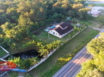 Casa · 5 Quartos · Chácara - com 1,5 Hectare