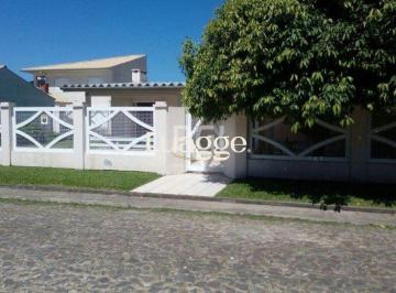 Casa · 231m² · 3 Quartos · 6 Vagas · Casa à venda - em Xangri-Lá