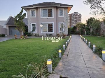Casa · 243m² · 5 Quartos · 2 Vagas · Casa na Lagoa do Violão em Torres