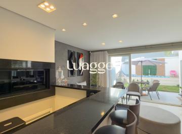 Casa · 386m² · 4 Quartos · 4 Vagas · Casa para Comprar com 4 suítes, 386 m² - Chácara das Pedras - Porto Alegre