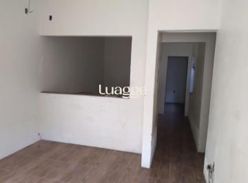 Casa · 41m² · 2 Quartos · 1 Vaga · Casa com 2 dorm.  de  alvenaria em região arborizanada.
