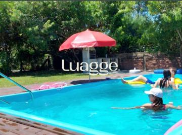 Casa · 194m² · 3 Quartos · 4 Vagas · Casa com Piscina e Espaço Gourmet à Venda em – 3 Dormitórios | Mariluz Plano D