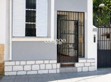 fachada-casa-residencial · Casa para Venda - 140m², 2 dormitórios, Cidade Baixa