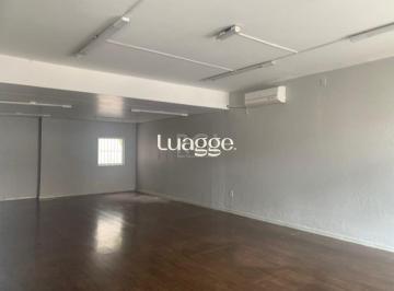 Comercial · 303m² · Casa Comercial com 03 pisos no Bairro Floresta