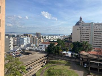 Apartamento · 133m² · 4 Quartos · 1 Vaga · Apartamento com vista para o Guaíba com 4 quartos, portaria e elevador no Centro
