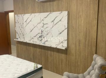 Apartamento · 92m² · 2 Quartos · 1 Vaga · APTO 2 dormitórios REFORMADO NA MEDIANEIRA