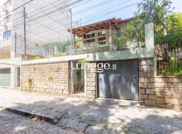 Casa · 380m² · 3 Quartos · 1 Vaga · Casa 3 quartos, com vaga e terraço no bairro Jardim São Pedro