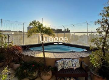 Apartamento · 142m² · 2 Quartos · 2 Vagas · Cobertura duplex com piscina privativa, lareira e vista exclusiva