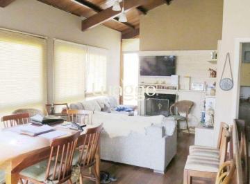 Apartamento · 208m² · 3 Quartos · 2 Vagas · Cobertura Espetacular de 03 dormitórios e 02 vagas em frente ao Hosp. Conceição