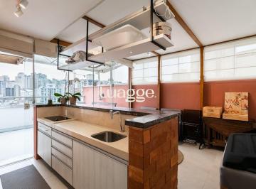Apartamento · 118m² · 2 Quartos · 1 Vaga · Cobertura triplex semimobiliada