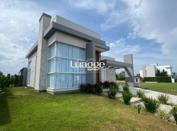 Casa · 204m² · 5 Quartos · 2 Vagas · Casa à venda - em Itapeva