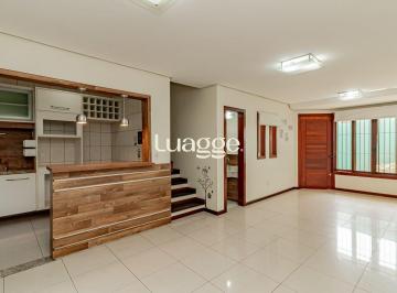 Casa · 135m² · 3 Quartos · 1 Vaga · Oportunidade em Ipanema: Casa em Condomínio Fechado com Suíte Master, Hidromassa